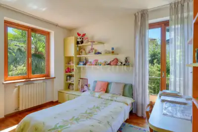 Villa in vendita, Via Marconi, Lavena Ponte Tresa