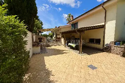 Villa in vendita, Via Tivoli, Nettuno