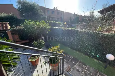 Villa Bifamiliare in vendita, Via Mario Lanza, Roma