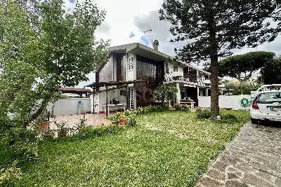 Villa Plurifamiliare in vendita, Viale Acqua Marina, Anzio