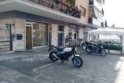 Negozio in affitto, Via Flaminia, Roma