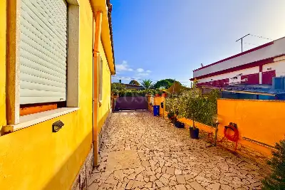 Casa Indipendente in vendita, Via Acquapendente, Nettuno