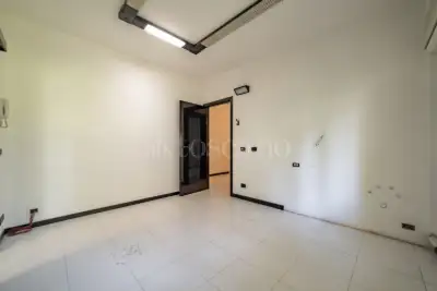 Casa in vendita, Via Leon Battista Alberti, Milano