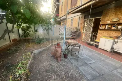 Casa in vendita, Via Raffaele de Cosa, Roma
