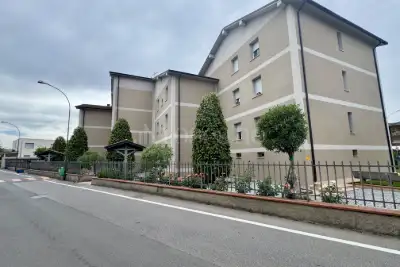 Casa in vendita, Via Giuseppe Mazzini, San Zeno Naviglio