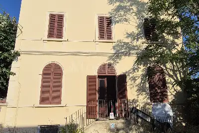 Ufficio in vendita, Via Ugo Bassi, Montecatini-Terme