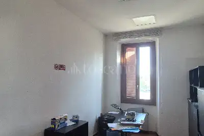 Ufficio in vendita, Via Ugo Bassi, Montecatini-Terme