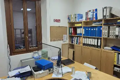 Ufficio in vendita, Via Ugo Bassi, Montecatini-Terme