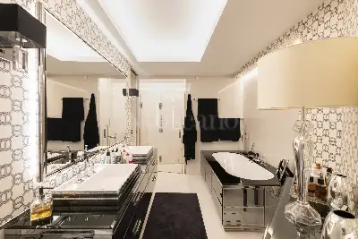 Casa in vendita, Piazza Principessa Clotilde, Milano