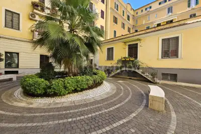 Casa in vendita, Via Taranto, Roma