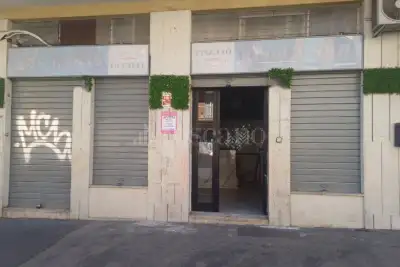 Negozio in affitto, Via Sampiero di Bastelica, Roma