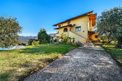 Villa in vendita, Viale Rimembranza, Manerba del Garda