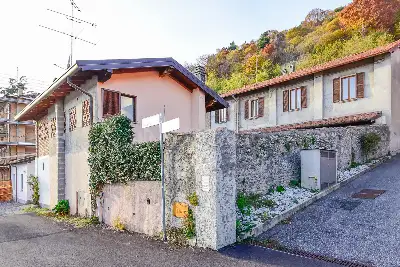 Casa in vendita, Via Rossee, Colverde