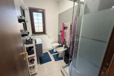 Casa Indipendente in vendita, Via Treviso, Pomezia