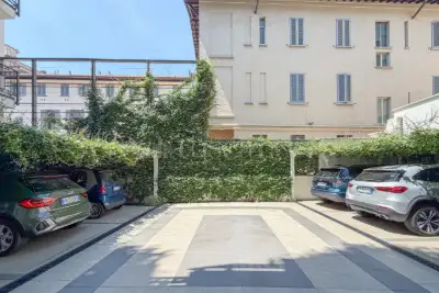 Casa in vendita, Via Gaetano Donizetti, Milano