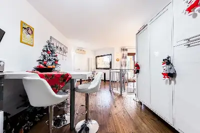 Casa in vendita, via Parigi 6 Olbia , Olbia