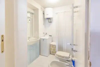 Casa in vendita, Via Francesco Guicciardini, Milano