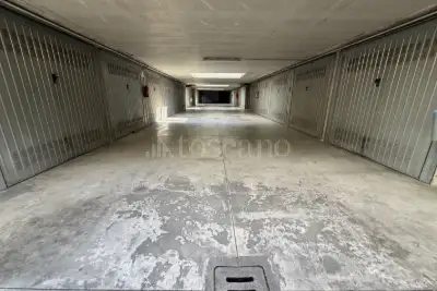 Box in vendita, Via Giambellino, Milano