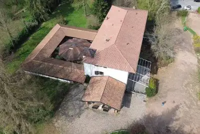 Albergo in vendita, Via Baraggia, Cunardo