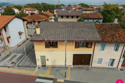 Casa Indipendente in vendita, Via Vial di Romans, Cordenons