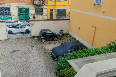 Casa in vendita, Via Cola Montano, Milano