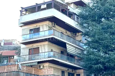 Casa in vendita, Via Francesco Marconi , Roma