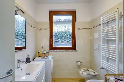 Casa in vendita, Via Marconi, Lavena Ponte Tresa