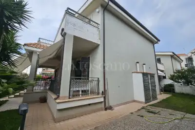Casa Indipendente in vendita, Via Lombardia, Anzio