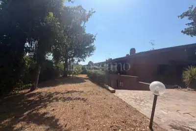 Villa Bifamiliare in vendita, Via del Casale Agostinelli, Roma