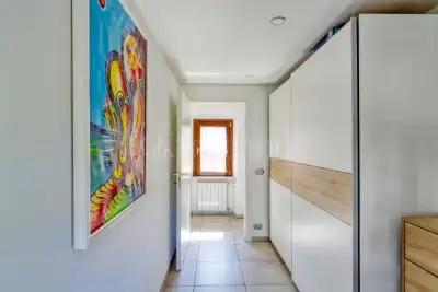 Casa in vendita, Via Andrea Figini, Valganna