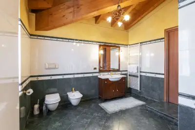 Villa in vendita, Via Aldo Moro, Provaglio d'Iseo