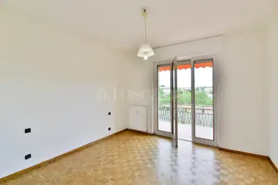 Casa in vendita, Via Muggiò, Como