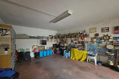 Box in vendita, Via Tuscolana, Roma