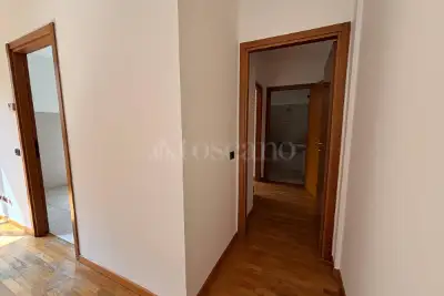 Casa in vendita, Via Correggio, Monza