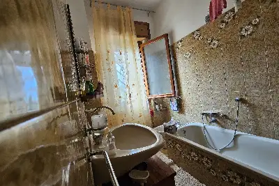 Casa in vendita, Via Polonia, Pomezia