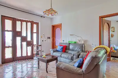 Villa in vendita, Via Sorgente, Cugliate-Fabiasco