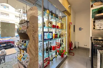 Attività Commerciale in vendita, Corso Duca di Genova, Roma