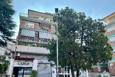 Negozio in vendita, Via Giangiorgio Trissino, Roma