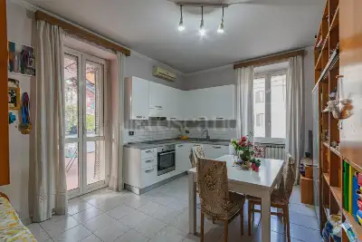 Casa in vendita, Via Alessandro Volta, Roma