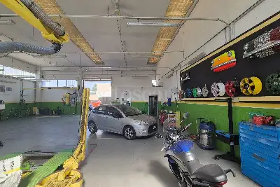Capannone in vendita, Viale Toscana, Lodi Vecchio