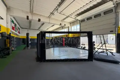 Capannone in vendita, Via Aldo Moro, Ladispoli