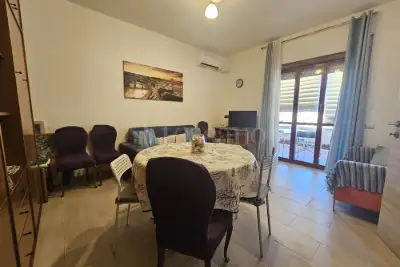 Casa in vendita, Via Lucerna, Pomezia