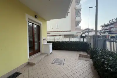 Casa in vendita, Via Trento, Alba Adriatica