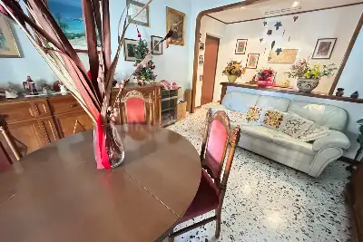 Casa in vendita, Via Gabriello Chiabrera, Roma