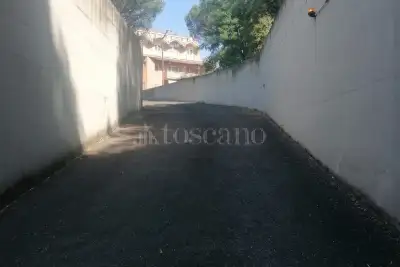Box in vendita, Via Umberto Fracchia, Roma