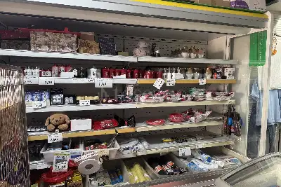 Attività Commerciale in vendita, Via Cavour, Sant'Angelo Lodigiano