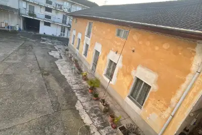 Negozio in vendita, Via Ginetta Caccianotti, Biandrate