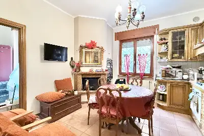 Villa Bifamiliare in vendita, Adiacente Centro Storico, Cerveteri