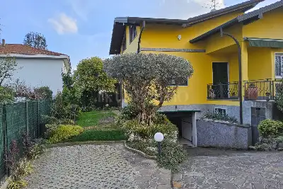 Villa in vendita, Via Monte Rosa, Fagnano Olona