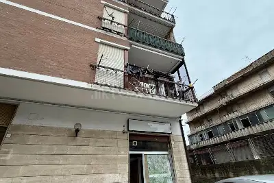 Negozio in affitto, Avellino - Via Tagliamento 220, Avellino